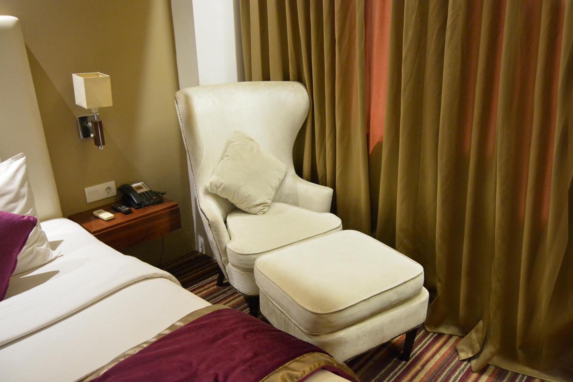 Royal Asnof Hotel Pekanbaru Esterno foto