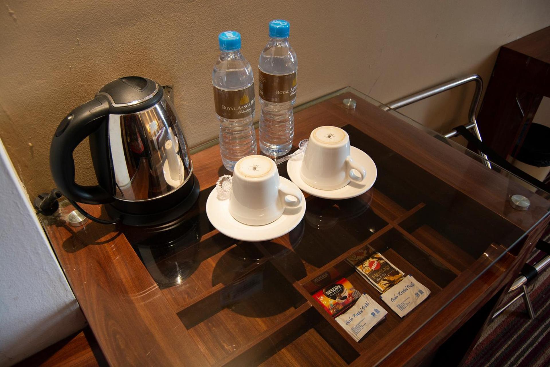Royal Asnof Hotel Pekanbaru Esterno foto