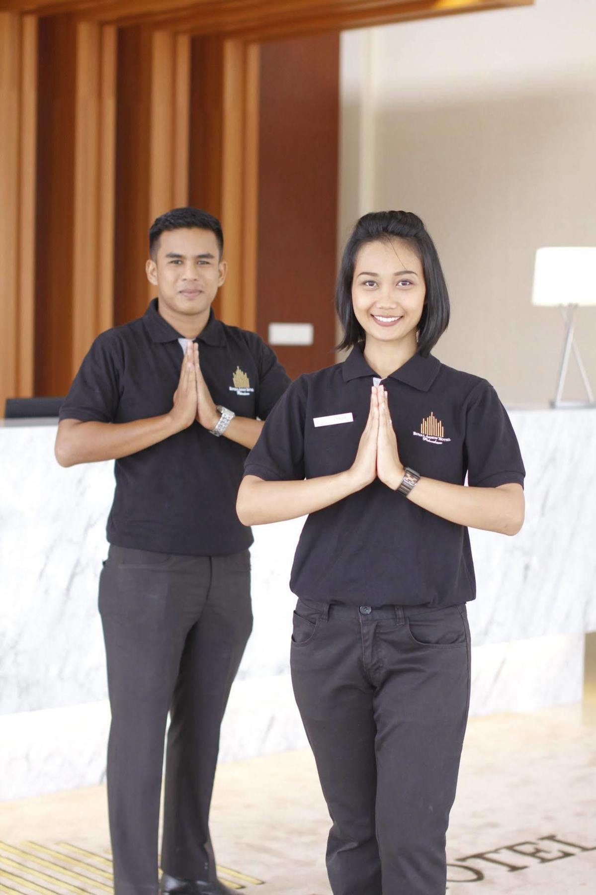 Royal Asnof Hotel Pekanbaru Esterno foto